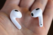 【画像】ワイが失くしたAirPods、とんでもないところにあった...