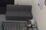 マニアオジの裏垢動画・クレームをつけにきた人妻をチ○ポで返り討ちにしてやった　その３購入した化粧品の効果がないとクレームをつけにきた人妻。...
