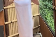 【動画】巨乳女さん、温泉でタオルが落ちてびっくり仰天w w w w w w w w w