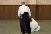【衝撃】「合気道」のワザが最強過ぎる　お前らの想像の17倍は最強