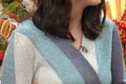 杉浦友紀アナ、紅白直前番組で”爆乳おっぱい”を放出してしまうｗｗｗ【エロ画像】