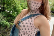 ギャルさん、マスクと上着が繋がってる服を着てしまうｗｗｗｗｗｗｗｗｗｗｗｗｗｗｗｗｗｗｗ