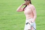 【画像】最近の女のゴルフウェア、すけべが過ぎるｗｗｗｗｗｗｗ