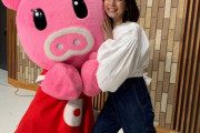 石田ゆり子　「自分が可愛いこと知ってるでしょ！」思わずツッコんだマスコット　「2人とも可愛い」の声