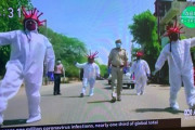 【画像】インド、町中をコロナウィルスが練り歩くｗｗ