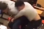 【動画】アメリカの高校生の喧嘩、レベルが高すぎる これもう金取れるだろ